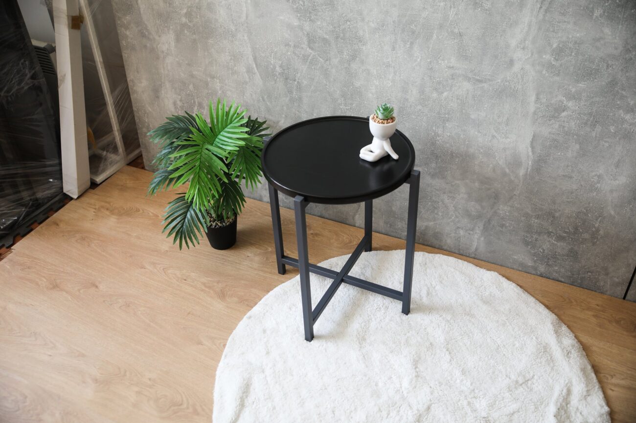 Round Tray Top Side Table - Image 3