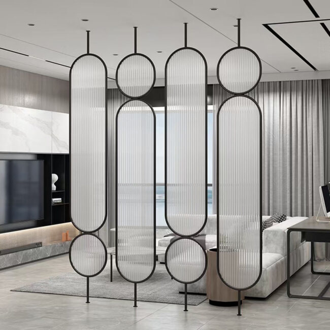 Decorative Space Partition with Circles